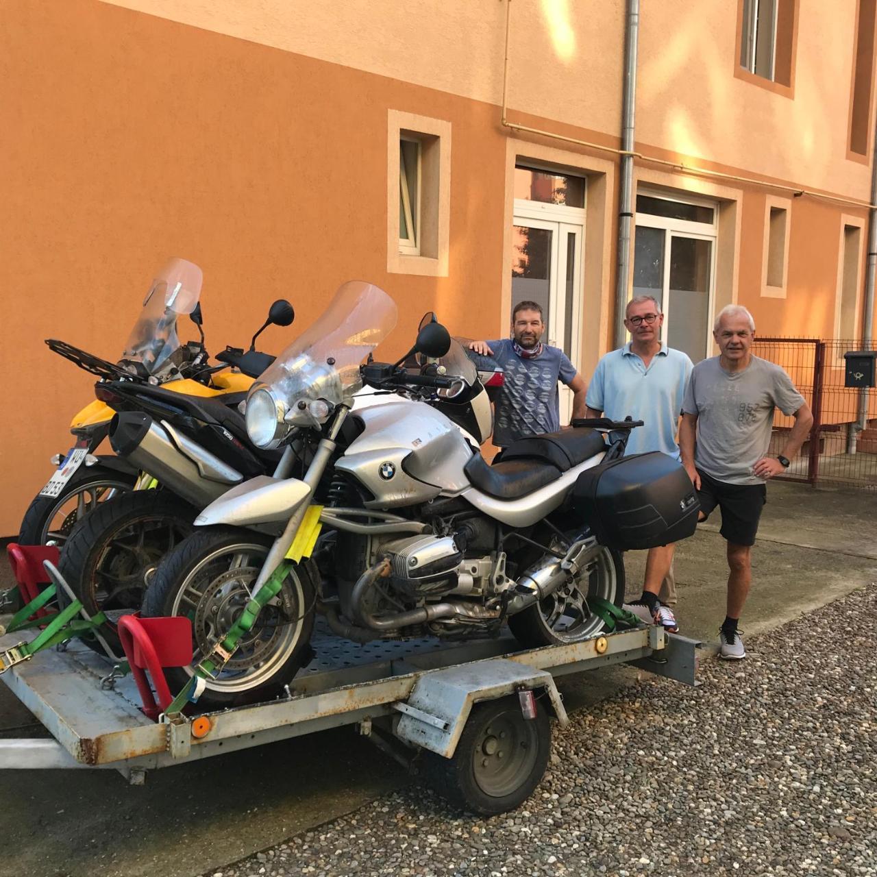 Pensiunea Claudiu Caransebeş エクステリア 写真
